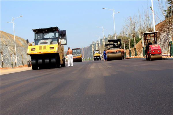 瀝青工程 、道路施工